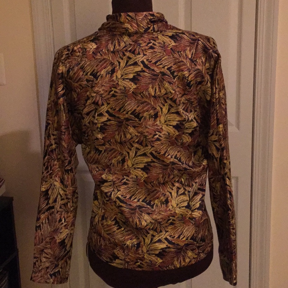 New custom made blouse - Picture 5 of 6